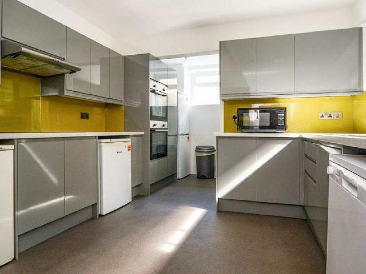 Picture of Apartment For Rent in Plymouth, Devon, United Kingdom