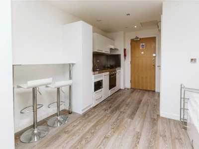 Apartment For Rent in Bristol, United Kingdom