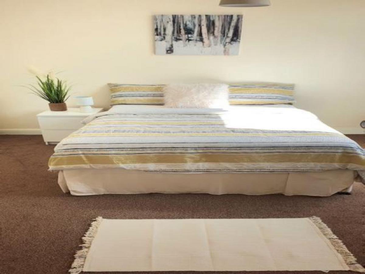 Picture of Apartment For Rent in Wednesbury, West Midlands, United Kingdom