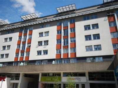 Apartment For Rent in Beckenham, United Kingdom