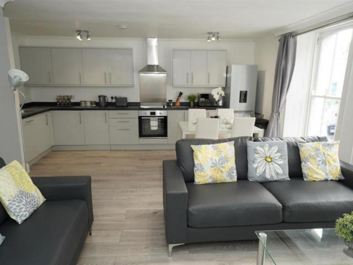Picture of Apartment For Rent in Plymouth, Devon, United Kingdom
