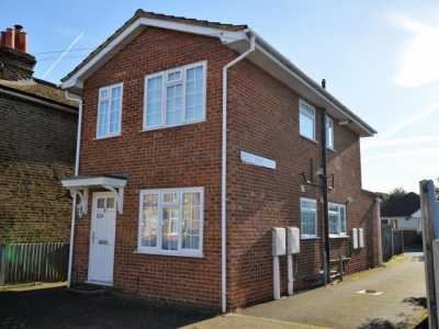 Apartment For Rent in Chertsey, United Kingdom