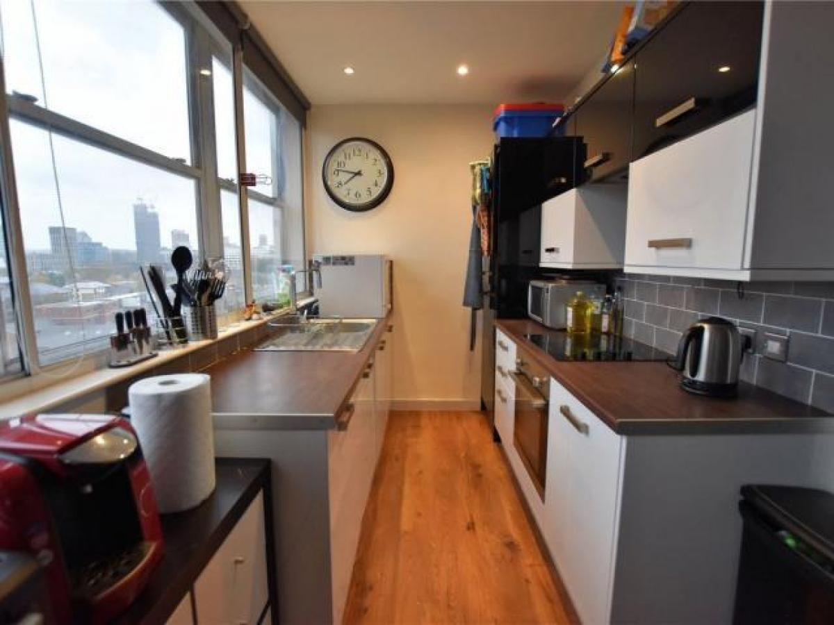 Picture of Apartment For Rent in Croydon, Greater London, United Kingdom
