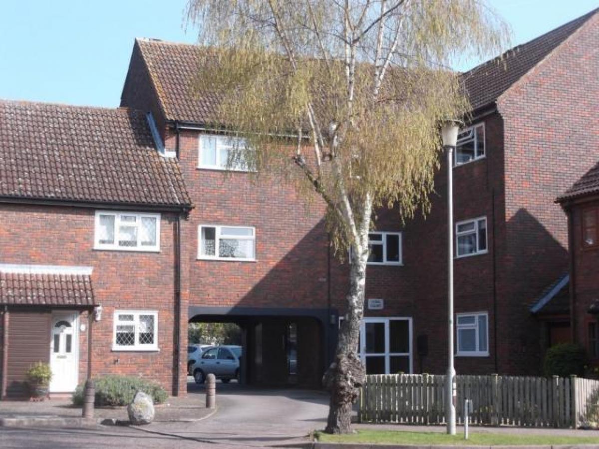 Picture of Apartment For Rent in Hatfield, Herefordshire, United Kingdom