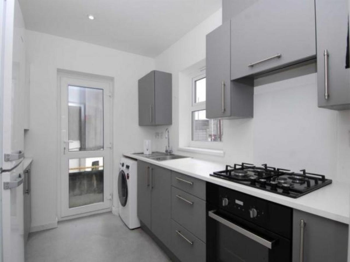 Picture of Apartment For Rent in Plymouth, Devon, United Kingdom