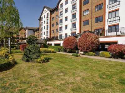 Apartment For Rent in Kingston upon Thames, United Kingdom