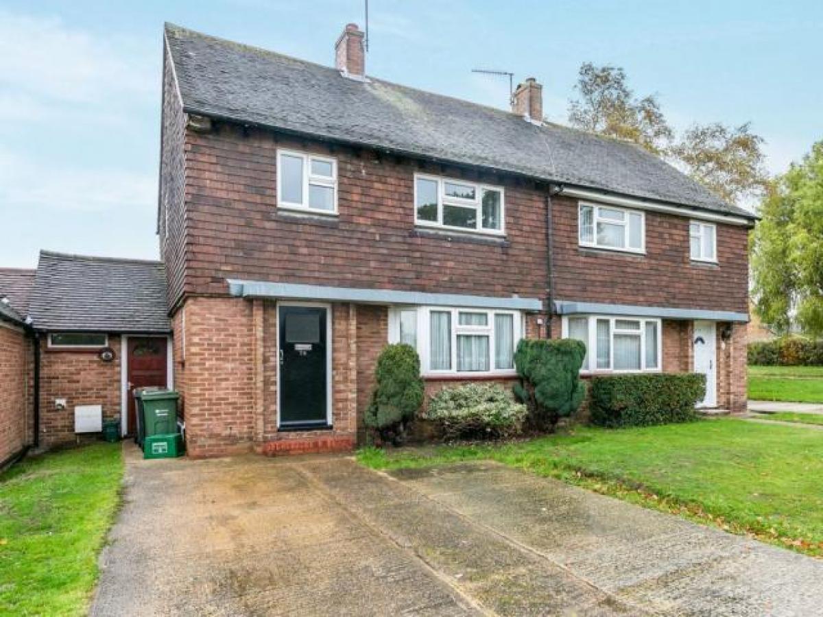 Picture of Apartment For Rent in Guildford, Surrey, United Kingdom