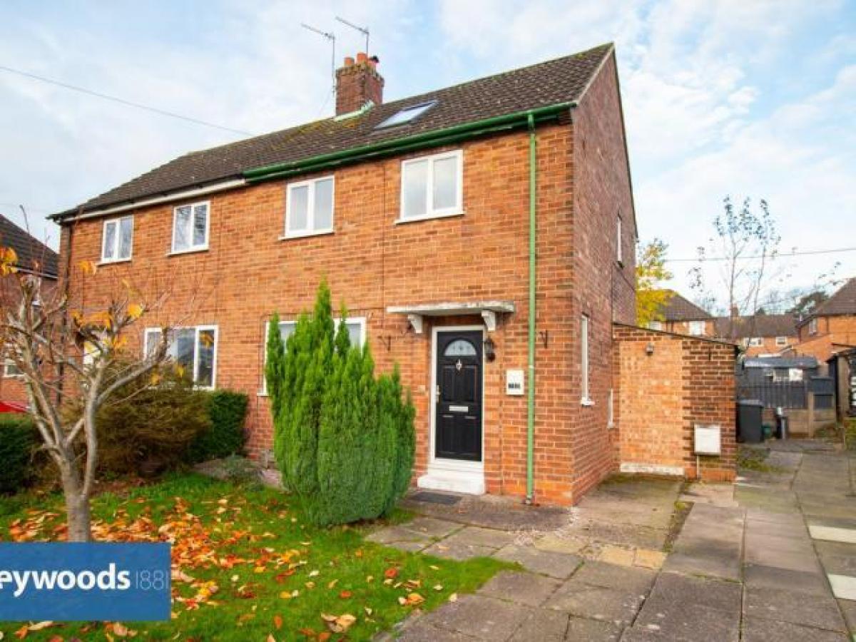 Picture of Home For Rent in Newcastle under Lyme, Staffordshire, United Kingdom