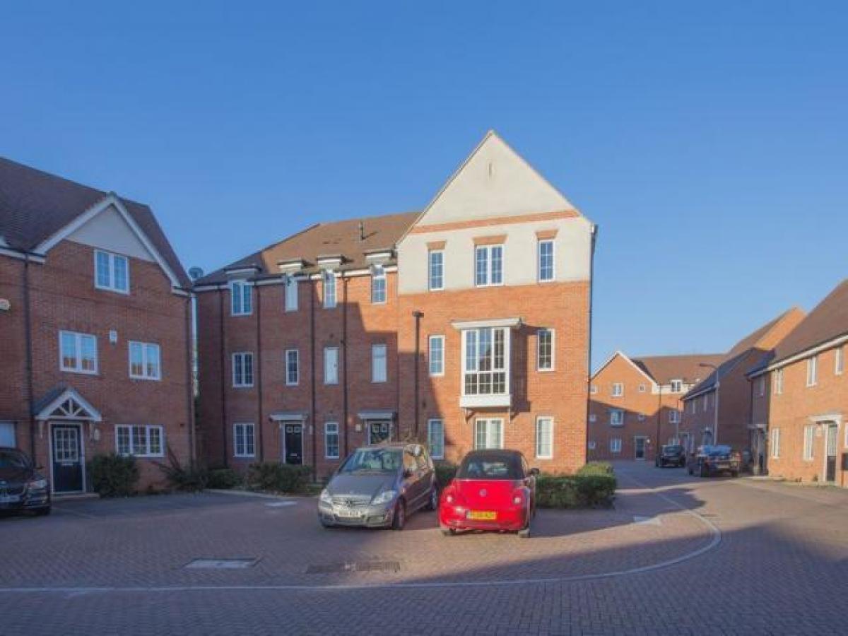 Picture of Apartment For Rent in Reading, Berkshire, United Kingdom