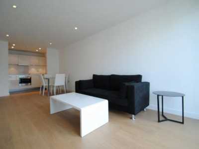 Apartment For Rent in Croydon, United Kingdom