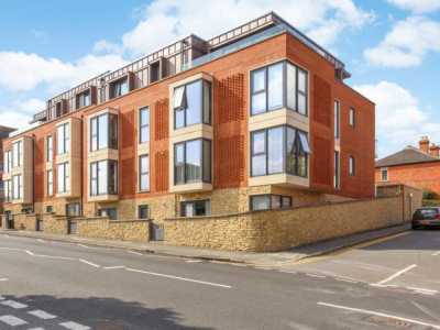 Apartment For Rent in Guildford, United Kingdom