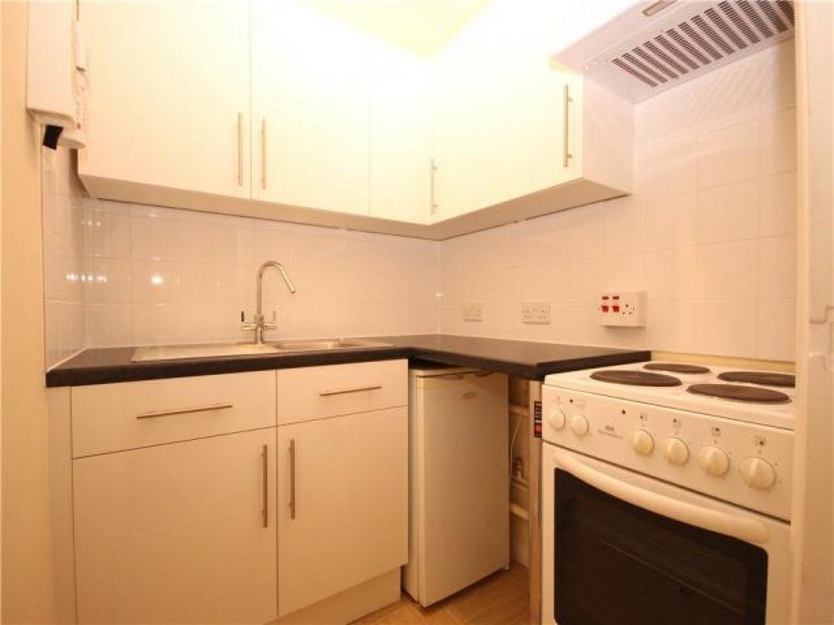 Picture of Apartment For Rent in Guildford, Surrey, United Kingdom