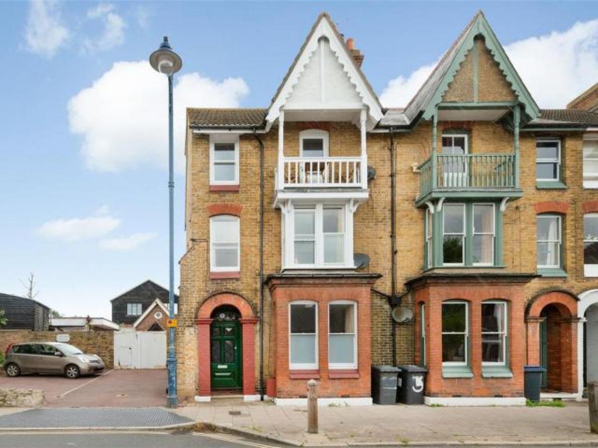 Picture of Apartment For Rent in Whitstable, Kent, United Kingdom