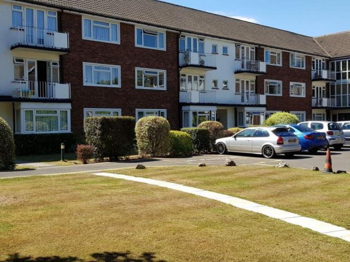 Picture of Apartment For Rent in Surbiton, Greater London, United Kingdom