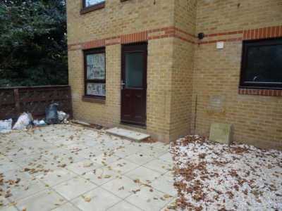 Apartment For Rent in Kingston upon Thames, United Kingdom