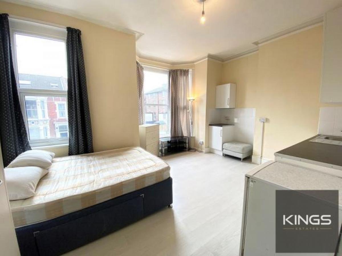 Picture of Apartment For Rent in Southsea, Hampshire, United Kingdom