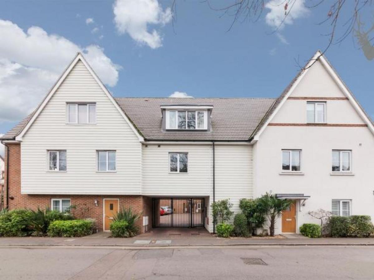 Picture of Apartment For Rent in Epping, Essex, United Kingdom