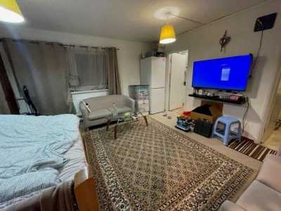 Apartment For Rent in Croydon, United Kingdom