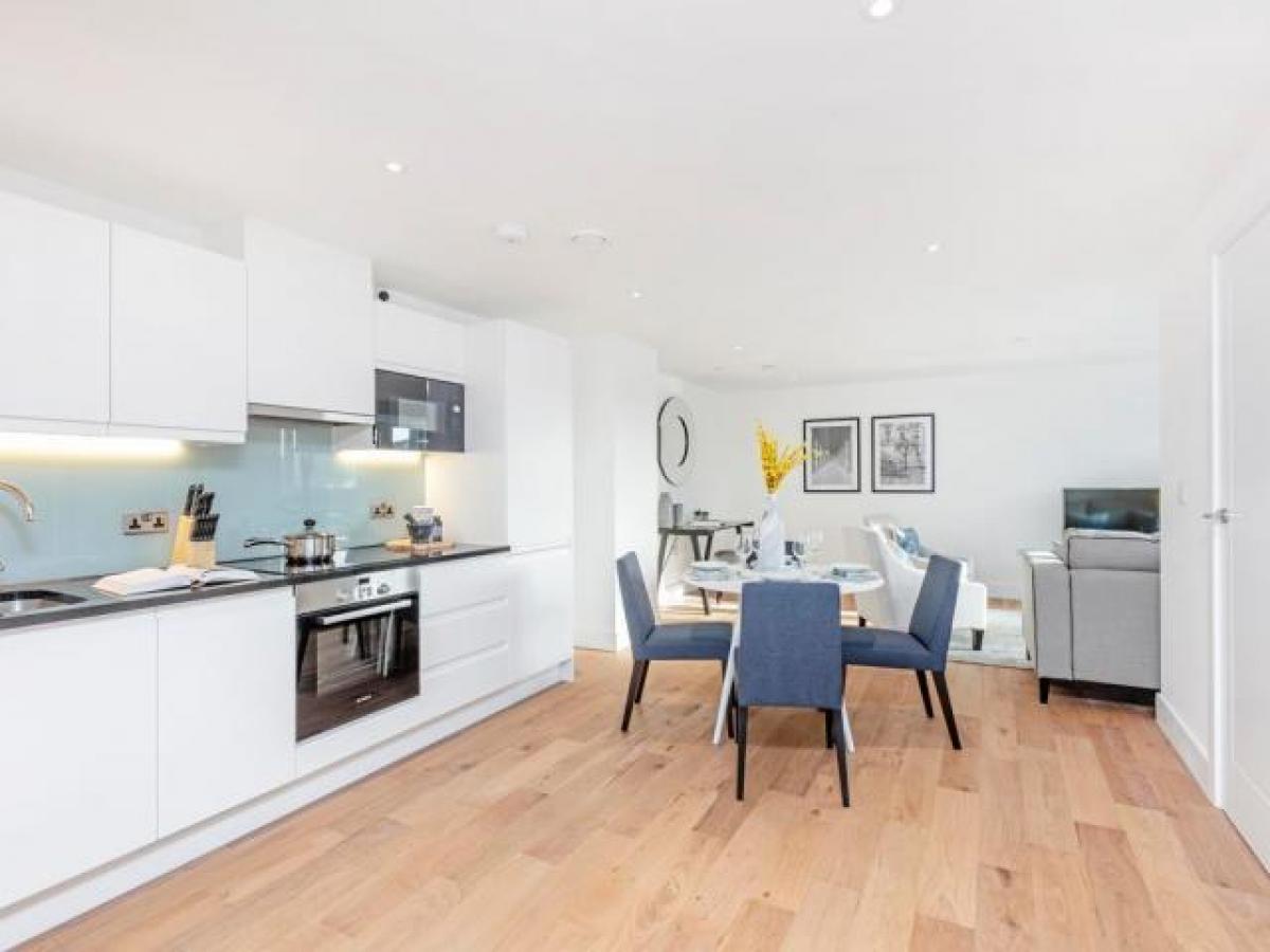 Picture of Apartment For Rent in Croydon, Greater London, United Kingdom