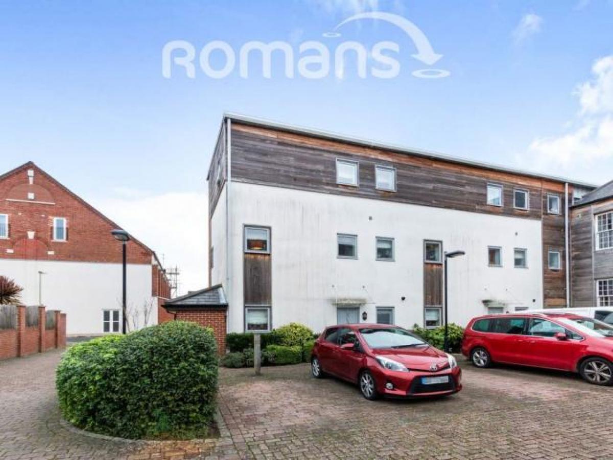 Picture of Home For Rent in Basingstoke, Hampshire, United Kingdom