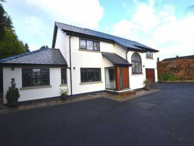 Home For Rent in Macclesfield, United Kingdom