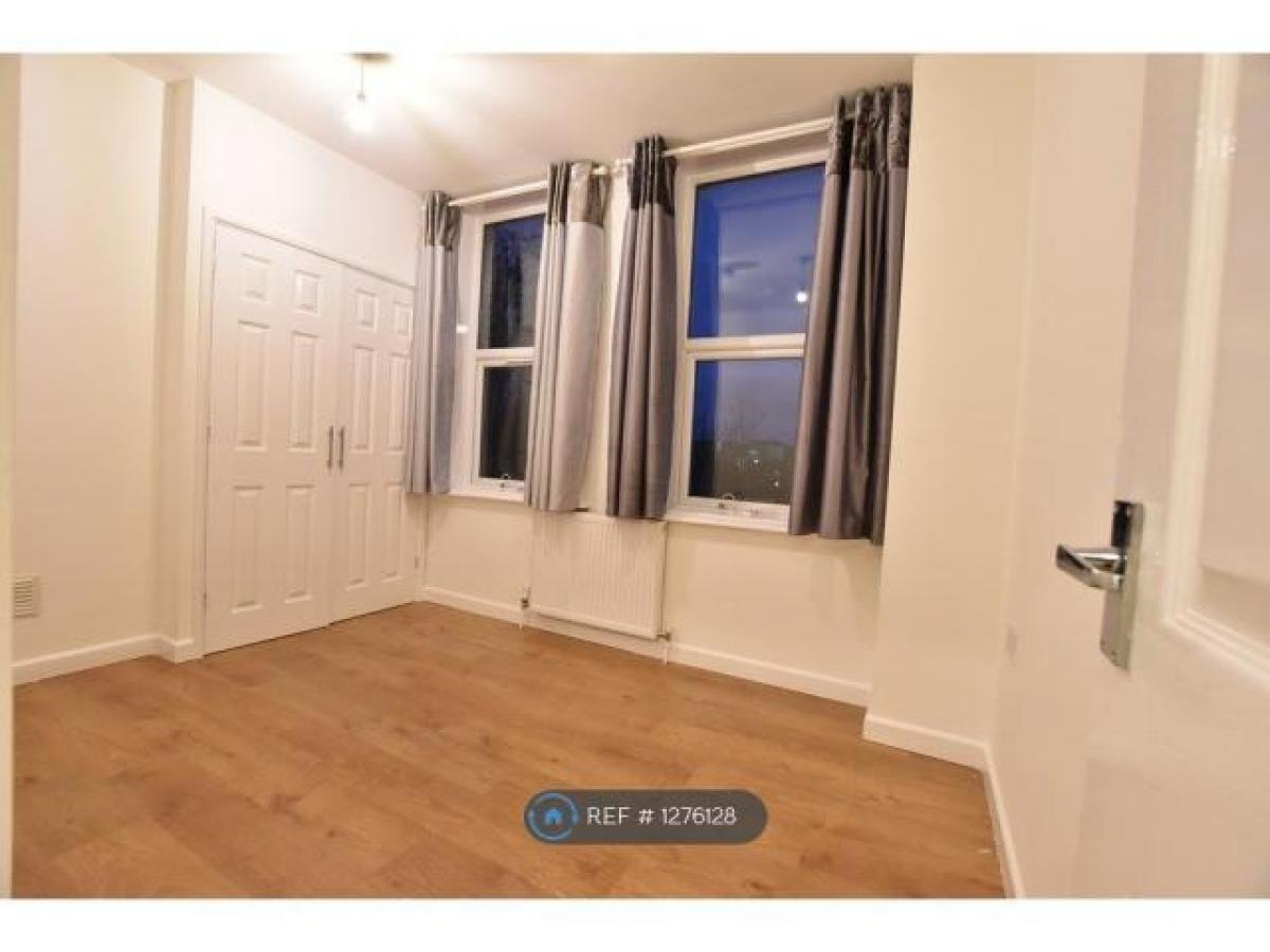 Picture of Apartment For Rent in Luton, Bedfordshire, United Kingdom