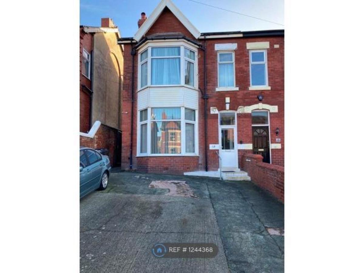 Picture of Apartment For Rent in Lytham Saint Annes, Lancashire, United Kingdom