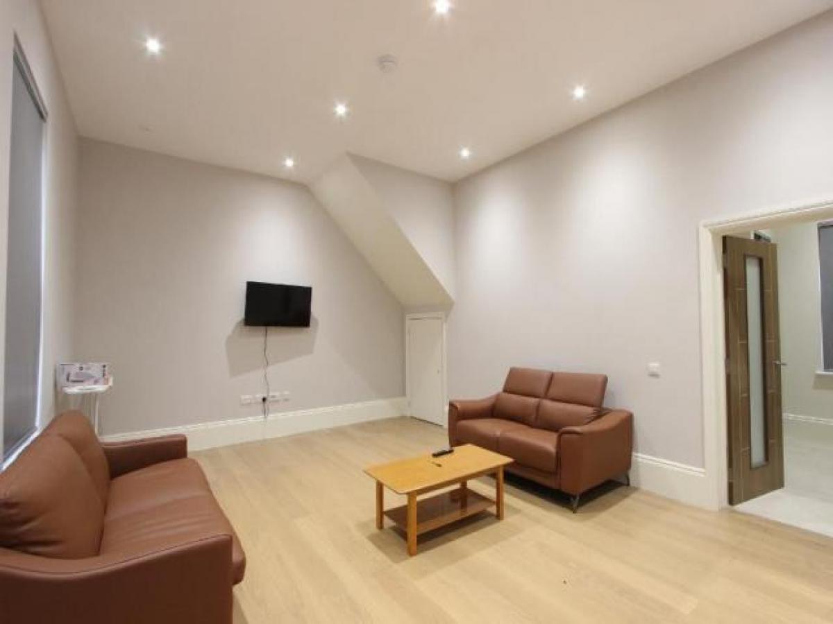Picture of Apartment For Rent in Slough, Berkshire, United Kingdom
