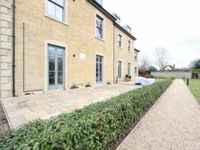 Apartment For Rent in Slough, United Kingdom