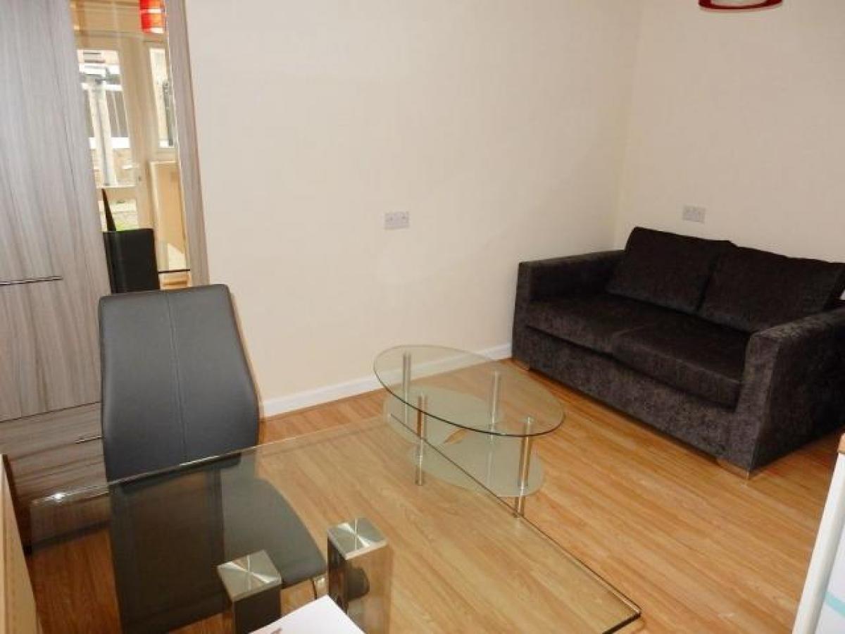 Picture of Apartment For Rent in Sutton in Ashfield, Nottinghamshire, United Kingdom