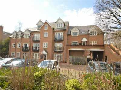 Apartment For Rent in