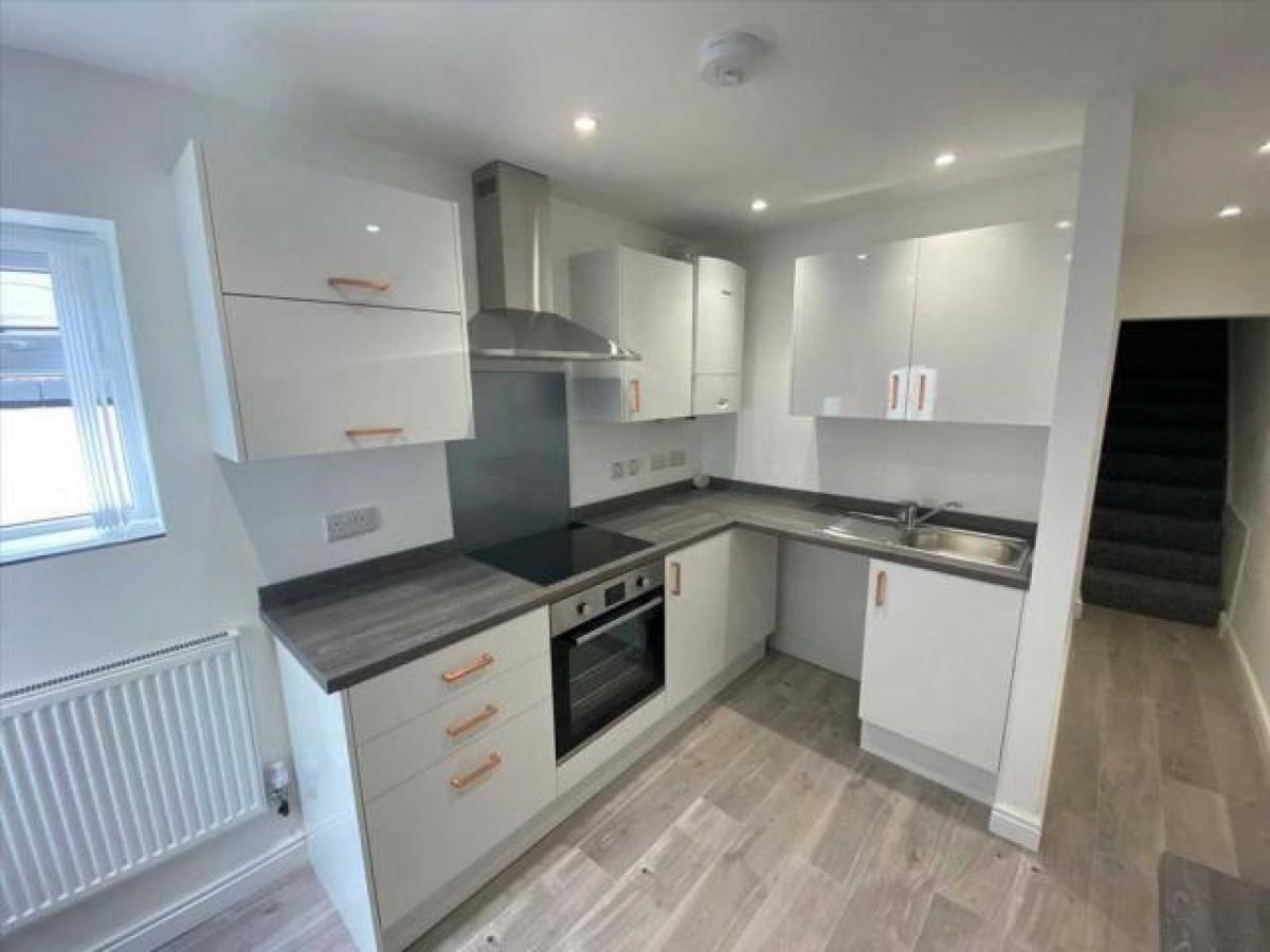 Picture of Apartment For Rent in Ellesmere Port, Cheshire, United Kingdom