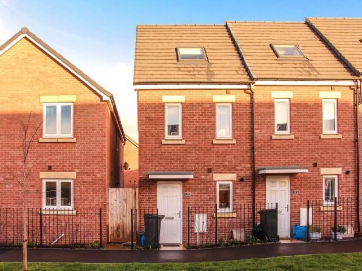 Picture of Home For Rent in Yeovil, Somerset, United Kingdom