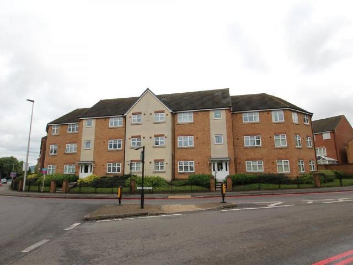 Picture of Apartment For Rent in Oldbury, West Midlands, United Kingdom