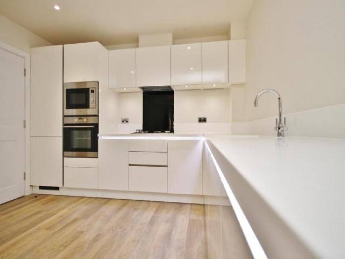 Picture of Apartment For Rent in Croydon, Greater London, United Kingdom