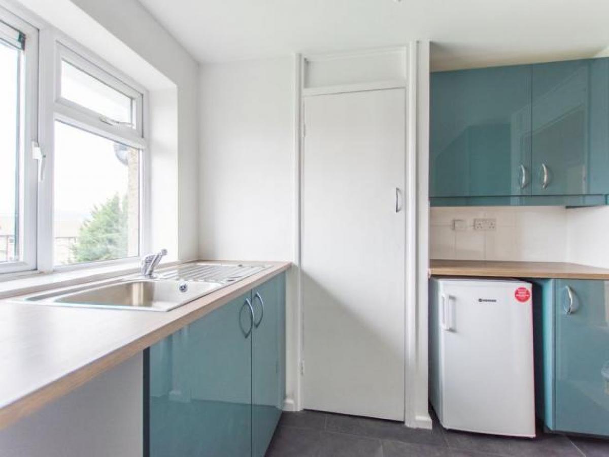 Picture of Apartment For Rent in Cheltenham, Gloucestershire, United Kingdom