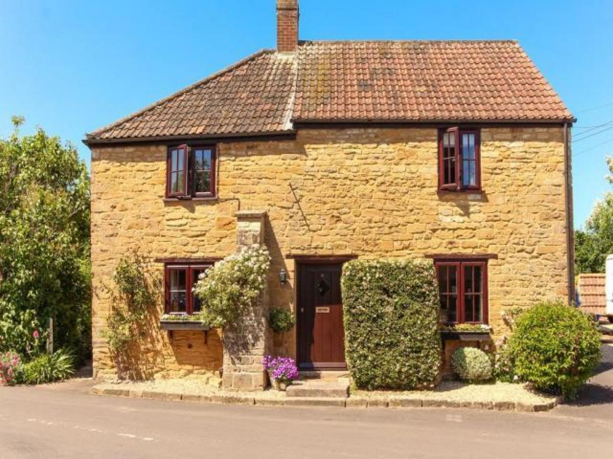 Picture of Home For Rent in Yeovil, Somerset, United Kingdom