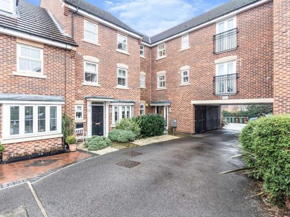 Picture of Apartment For Rent in Pontefract, West Yorkshire, United Kingdom