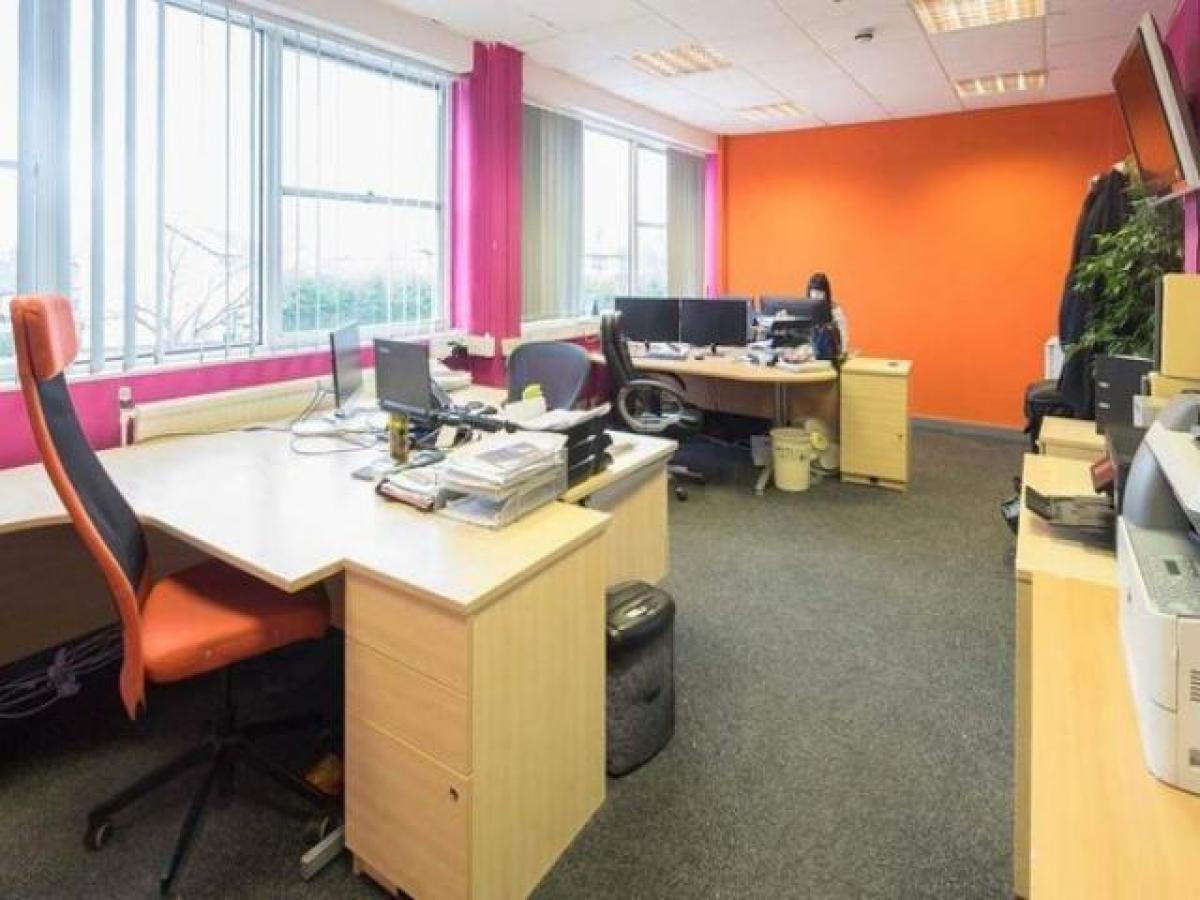 Picture of Office For Rent in Wakefield, West Yorkshire, United Kingdom