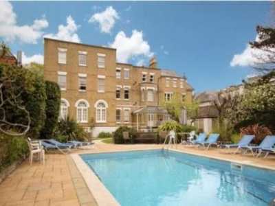Apartment For Rent in Bournemouth, United Kingdom