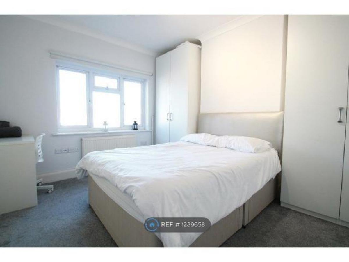 Picture of Apartment For Rent in Edgware, Greater London, United Kingdom