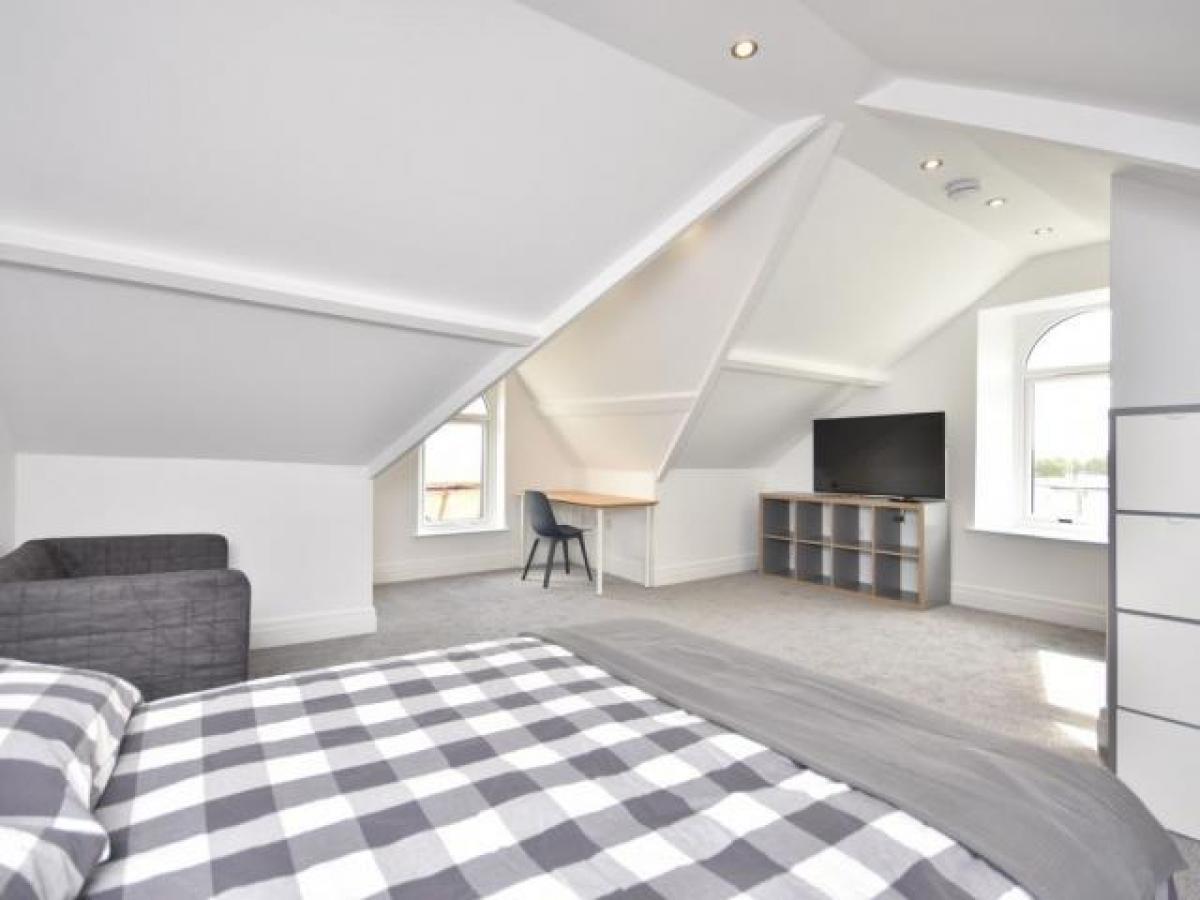 Picture of Apartment For Rent in Swansea, West Glamorgan, United Kingdom