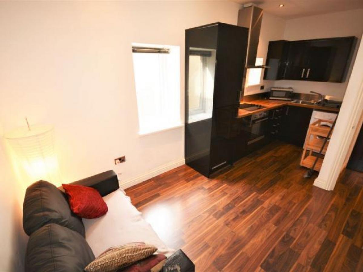 Picture of Apartment For Rent in Swansea, West Glamorgan, United Kingdom