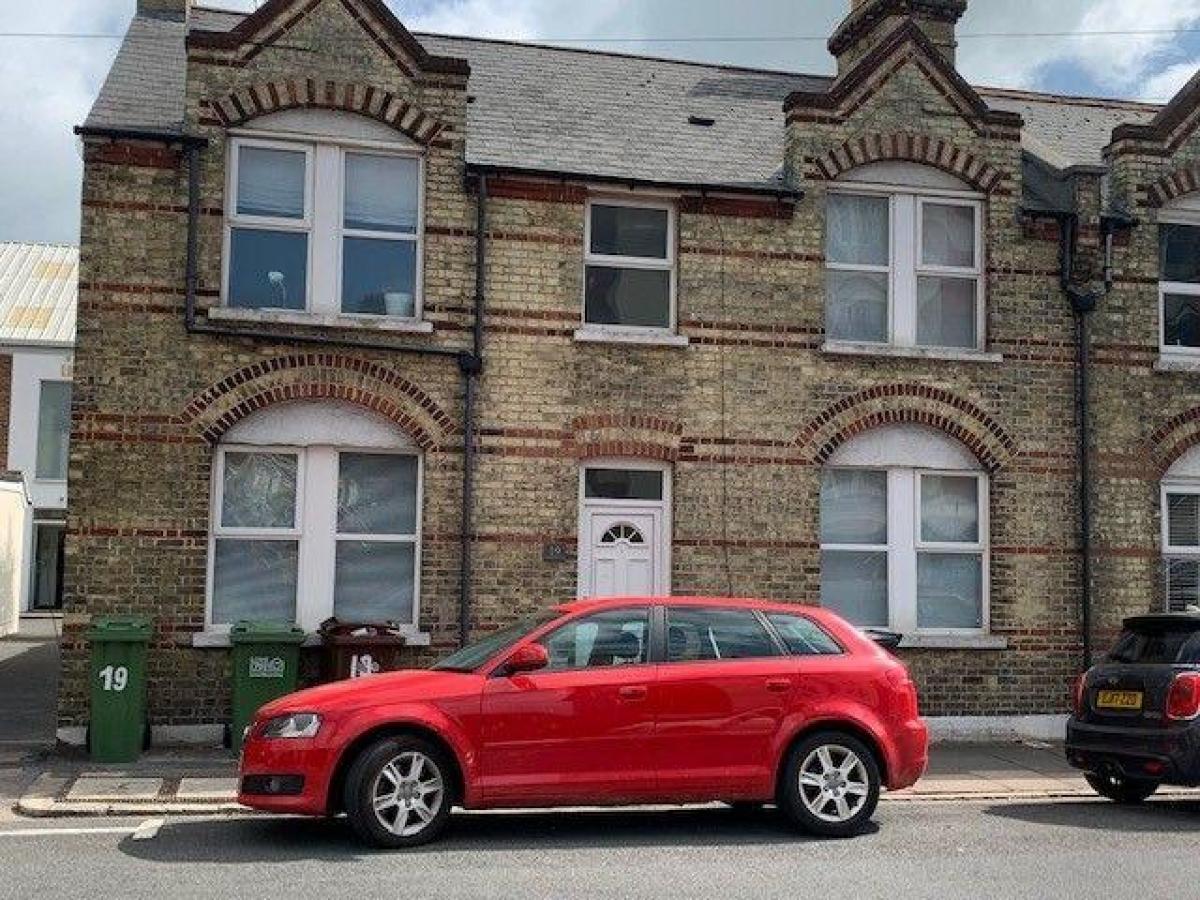 Picture of Apartment For Rent in Eastbourne, East Sussex, United Kingdom