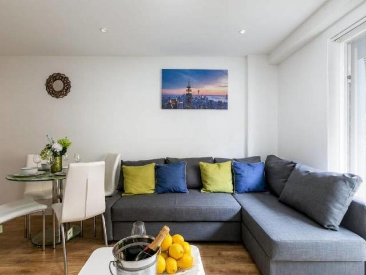 Picture of Apartment For Rent in Enfield, Greater London, United Kingdom