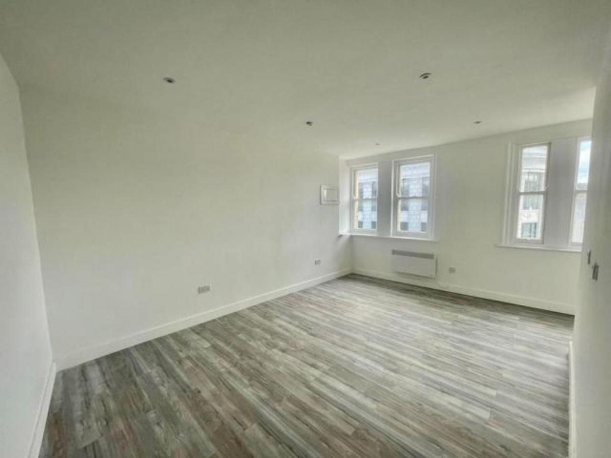 Picture of Apartment For Rent in Barnsley, South Yorkshire, United Kingdom