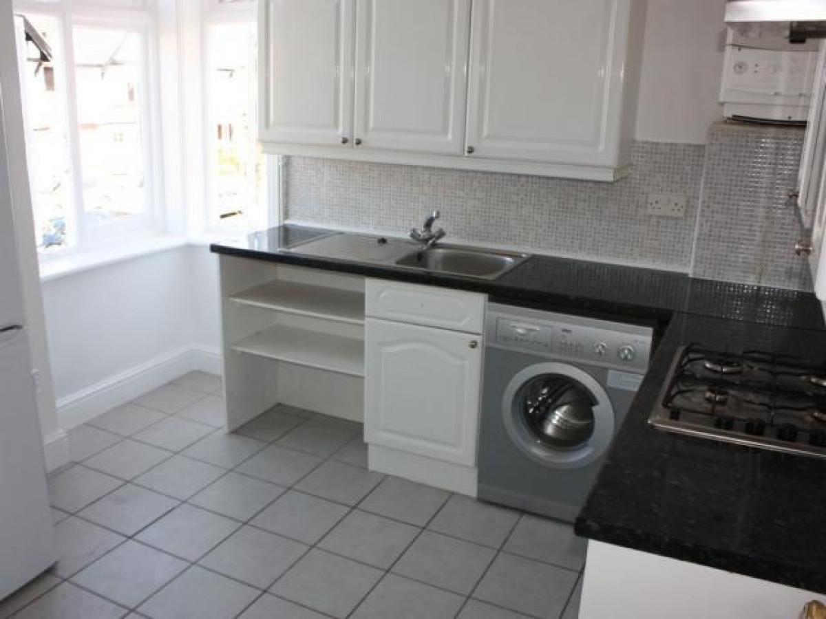 Picture of Apartment For Rent in Croydon, Greater London, United Kingdom
