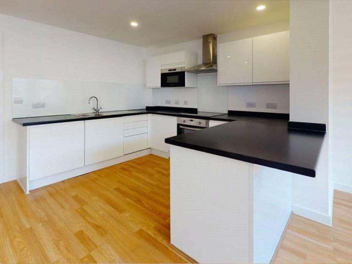 Picture of Apartment For Rent in Basildon, Essex, United Kingdom