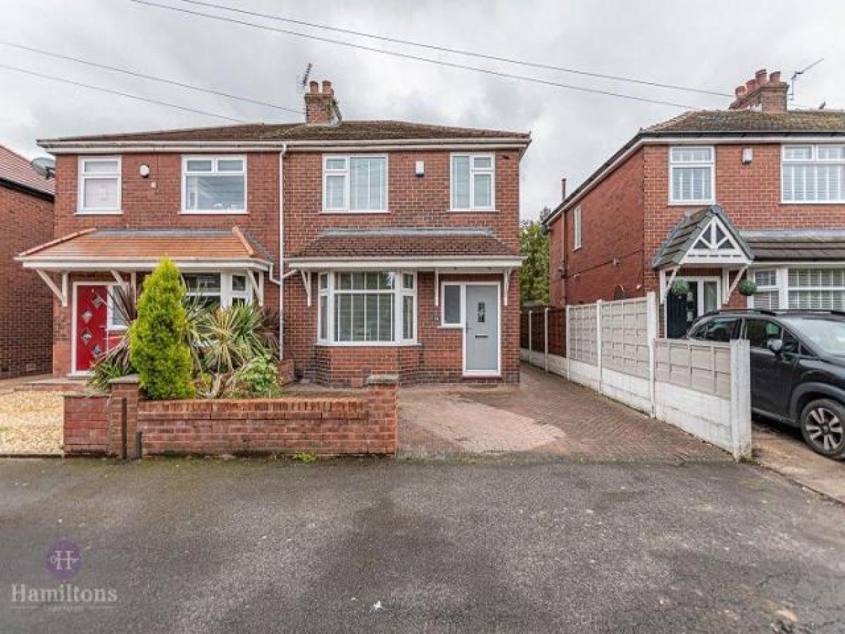 Picture of Home For Rent in Leigh, Greater Manchester, United Kingdom