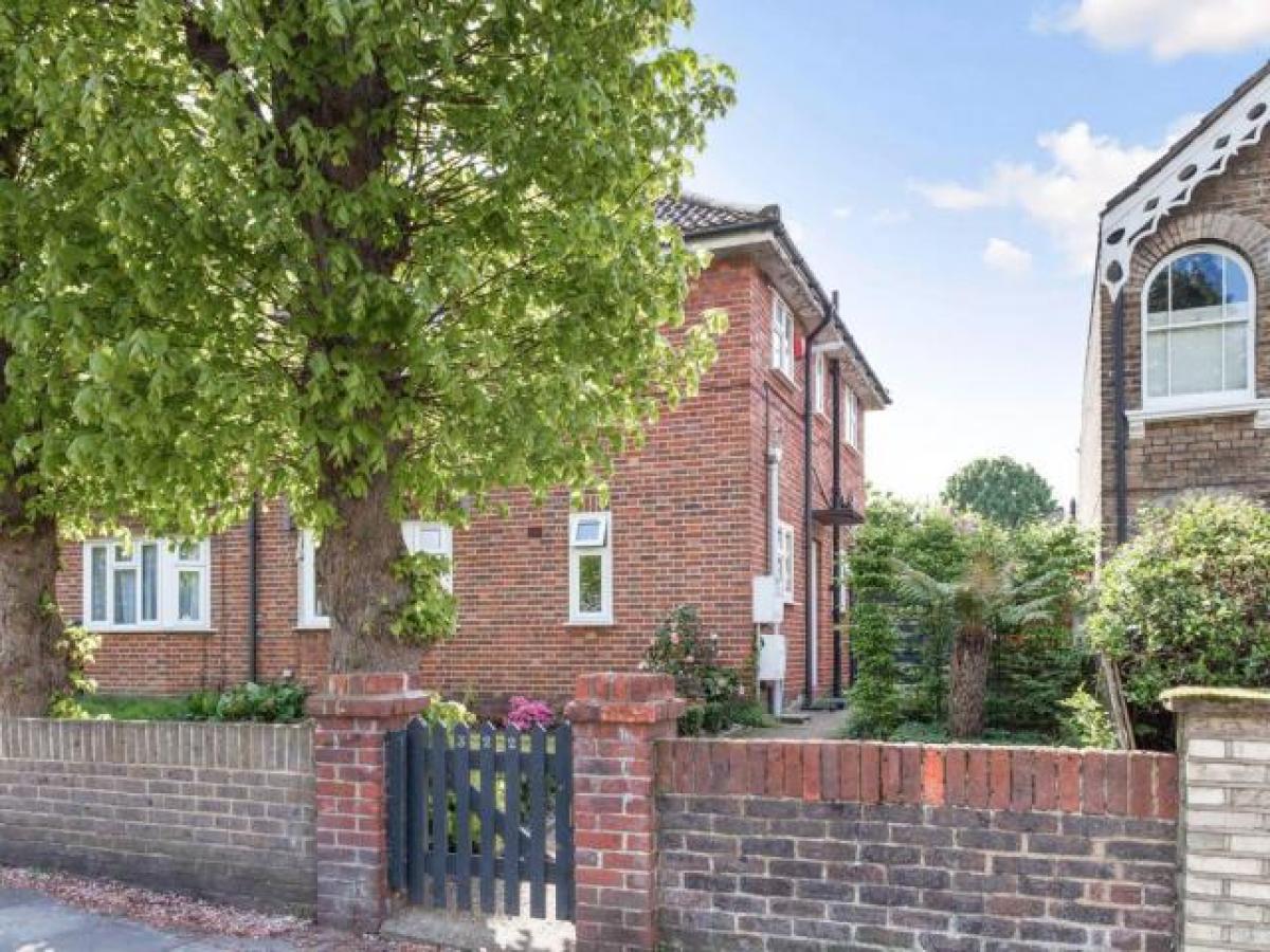 Picture of Apartment For Rent in Kingston upon Thames, Greater London, United Kingdom